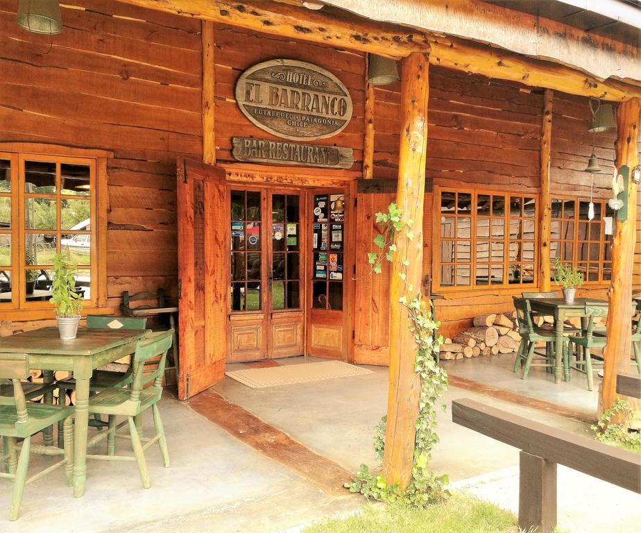 Hotel El Barranco Futaleufu Bagian luar foto