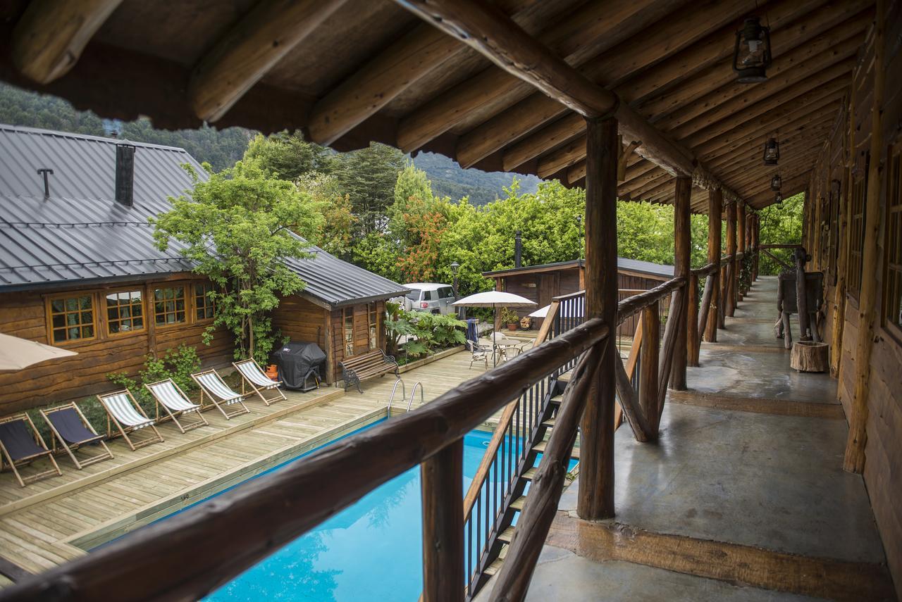 Hotel El Barranco Futaleufu Bagian luar foto