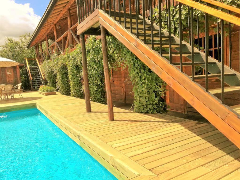 Hotel El Barranco Futaleufu Bagian luar foto